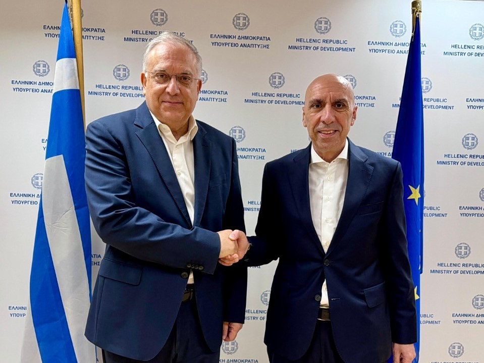 Συνάντηση Θεοδωρικάκου – Μπρατάκου για ΔΕΘ: Στο επίκεντρο η ενίσχυση της μικρομεσαίας επιχειρηματικότητας