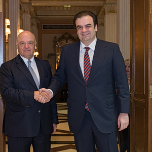 ΕΕΤ: Δυναμικός και ανθεκτικός ο τραπεζικός κλάδος