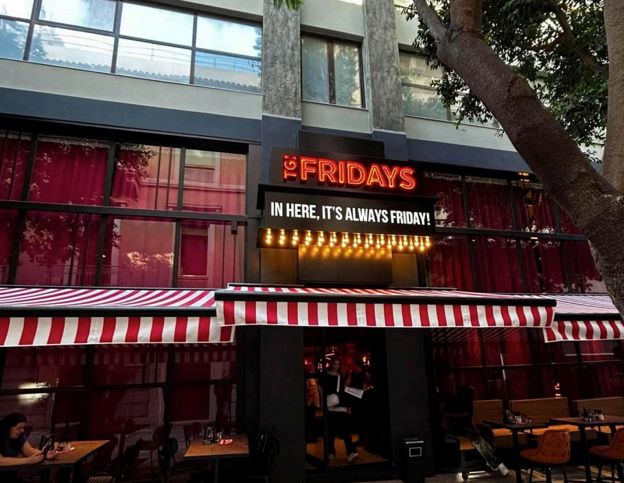TGI Fridays: Νέο κατάστημα στο Κολωνάκι – Έρχεται ξεχωριστό concept – «Κλείσιμο ματιού» στην Κρήτη