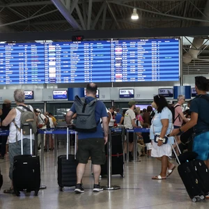Επιβατική κίνηση: Αύξηση 4,7% στο Ελ. Βενιζέλος τον Ιούλιο  [πίνακες]