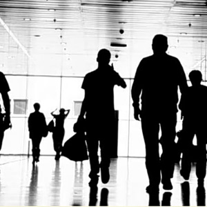 ΟΟΣΑ: Στη δεύτερη χαμηλότερη θέση η απασχόληση νέων στην Ελλάδα – Στα ύψη το κόστος στέγασης