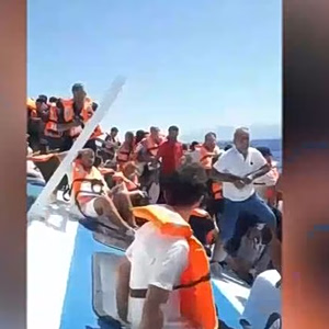 Κερύνεια: Βυθίστηκε σκάφος με 266 επιβαίνοντες ανοιχτά των κατεχομένων