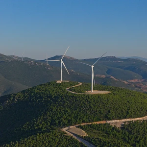 FARIA Renewables: Ηλεκτροδότησε το αιολικό πάρκο Faria Αίολος Λάρυμνα