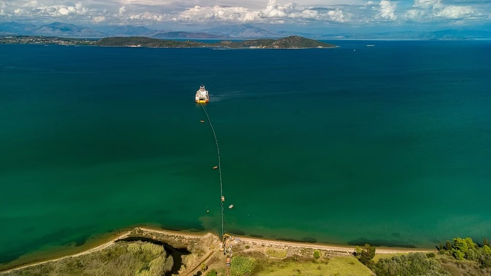 Hellenic Cables: Αναλαμβάνει από τον ΑΔΜΗΕ το καλώδιο Κορίνθου – Κω