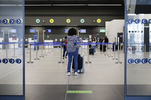 Ελληνικά αεροδρόμια: Χάλκινο σε Ελλάδα για τις καθυστερήσεις πτήσεων στην Ευρώπη