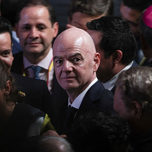 FIFA: Ποιες ομοσπονδίες σπρώχνουν τον Ινφαντίνο προς την έξοδο