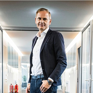 VW: Ο CEO αντιμετωπίζει τους εργαζόμενους για τα σχέδια απολύσεων ο CEO της VW