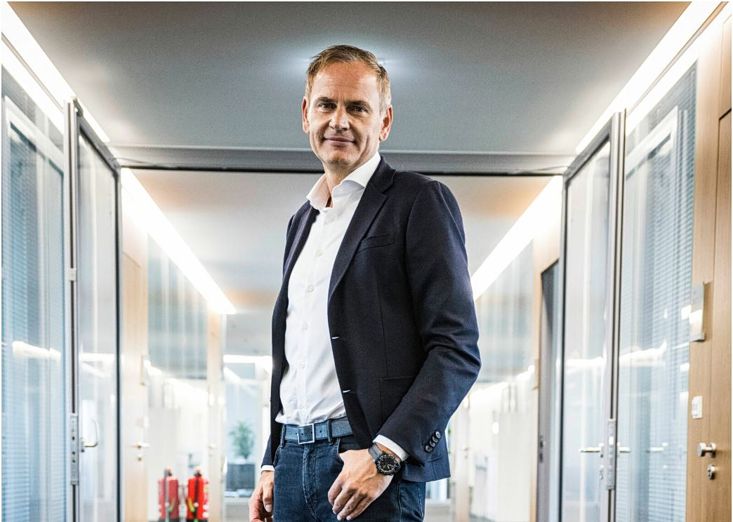VW: Ο CEO αντιμετωπίζει τους εργαζόμενους για τα σχέδια απολύσεων ο CEO της VW