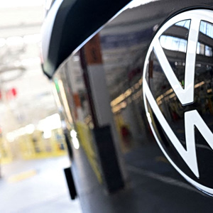 Volkswagen: Σαρωτική αναδιάρθρωση για να παραμείνει ανταγωνιστική – Στο τραπέζι η καταστροφή 50.000 θέσεων εργασίας