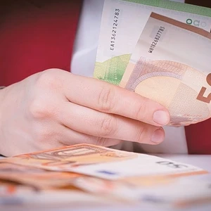 ΕΦΚΑ-ΔΥΠΑ: Ποιοι πάνε ταμείο μέχρι τις 7 Αυγούστου