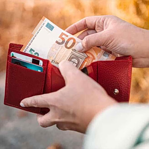 Συνταξιούχοι: Οι εισοδηματικές ενισχύσεις που φέρνουν τέσσερις παρεμβάσεις