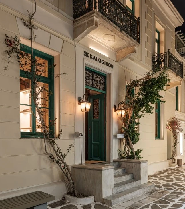 Πολυτέλεια: Γιατί ρίχνει… άγκυρα στη Μύκονο