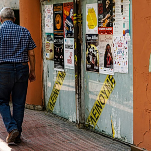 Μικρομεσαίες επιχειρήσεις: Η «μεγάλη φυγή» από το οικογενειακό μαγαζί