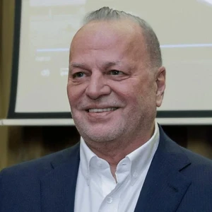Metlen: Ισχυρή κερδοφορία, χαμηλή αποτίμηση και σημαντικά περιθώρια ανόδου βλέπει η Platow