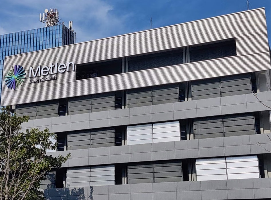 Metlen: Υποχωρούν οι short θέσεις μετά τα αποτελέσματα ρεκόρ του εξαμήνου