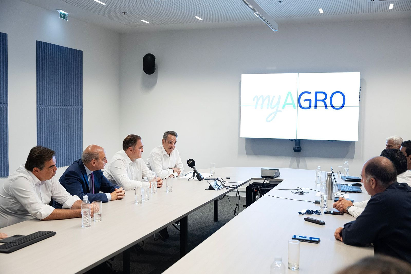 ΑΑΔΕ: Πώς θα λειτουργεί η πλατφόρμα myagro – Παρουσιάστηκε στον Μητσοτάκη