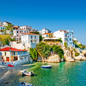 More Tourists, Less Money and Greece’s September Bet