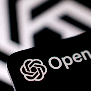 OpenAI: Με αυστηρότερους περιορισμούς και γονικούς ελέγχους το «εφηβικό» ChatGPT