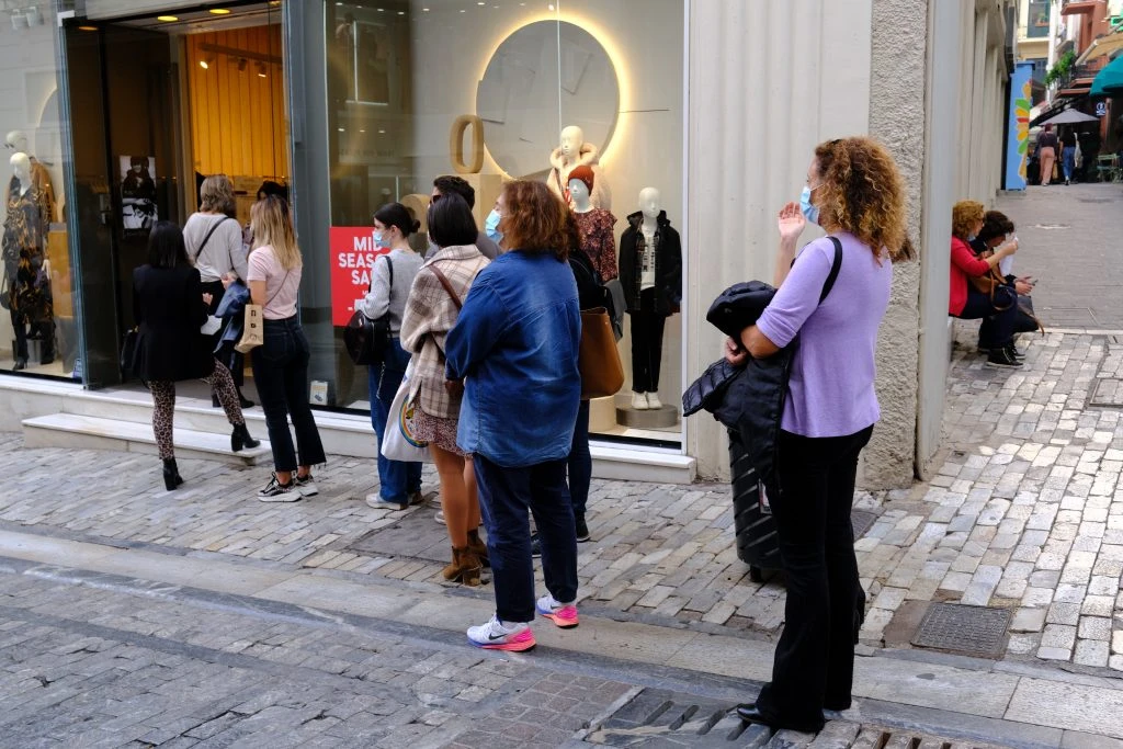 Retail: Πώς περάσαμε από τον πιστό στον αόρατο πελάτη