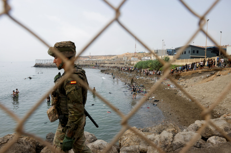 Meta, TikTok to Fact-Check Spain Border Crossing Content