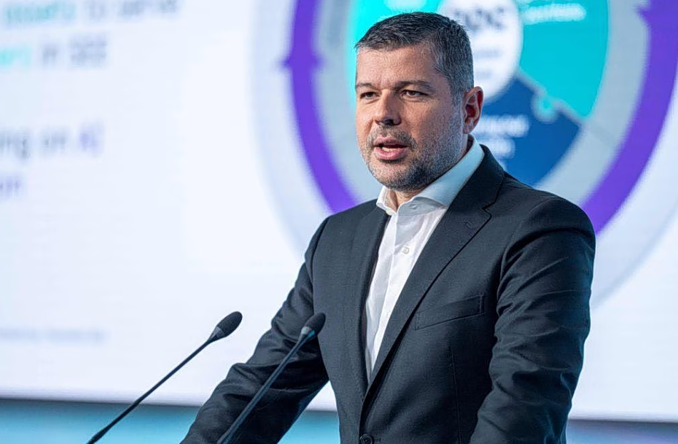 Morgan Stanley: Ανεβάζει στα 27,50 ευρώ την τιμή – στόχο της ΔΕΗ