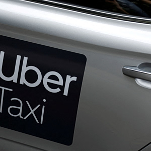Uber: Πρόστιμο 825 εκατ. ευρώ από την Ολλανδία για αυτοματοποιημένες αναστολές οδηγών