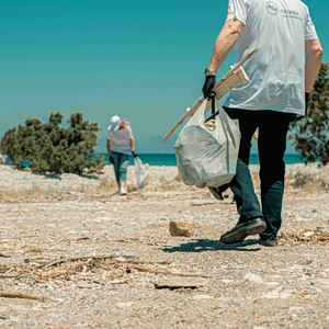 ΔΕΗ: Nέος σταθμός στη Ρόδο στην προσπάθεια για καθαρές ακτές