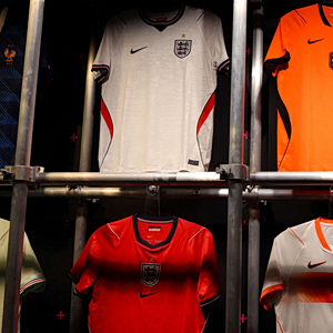 Nike: Μετά την αίγλη της, χάνει και τη θέση της στον S&P 100