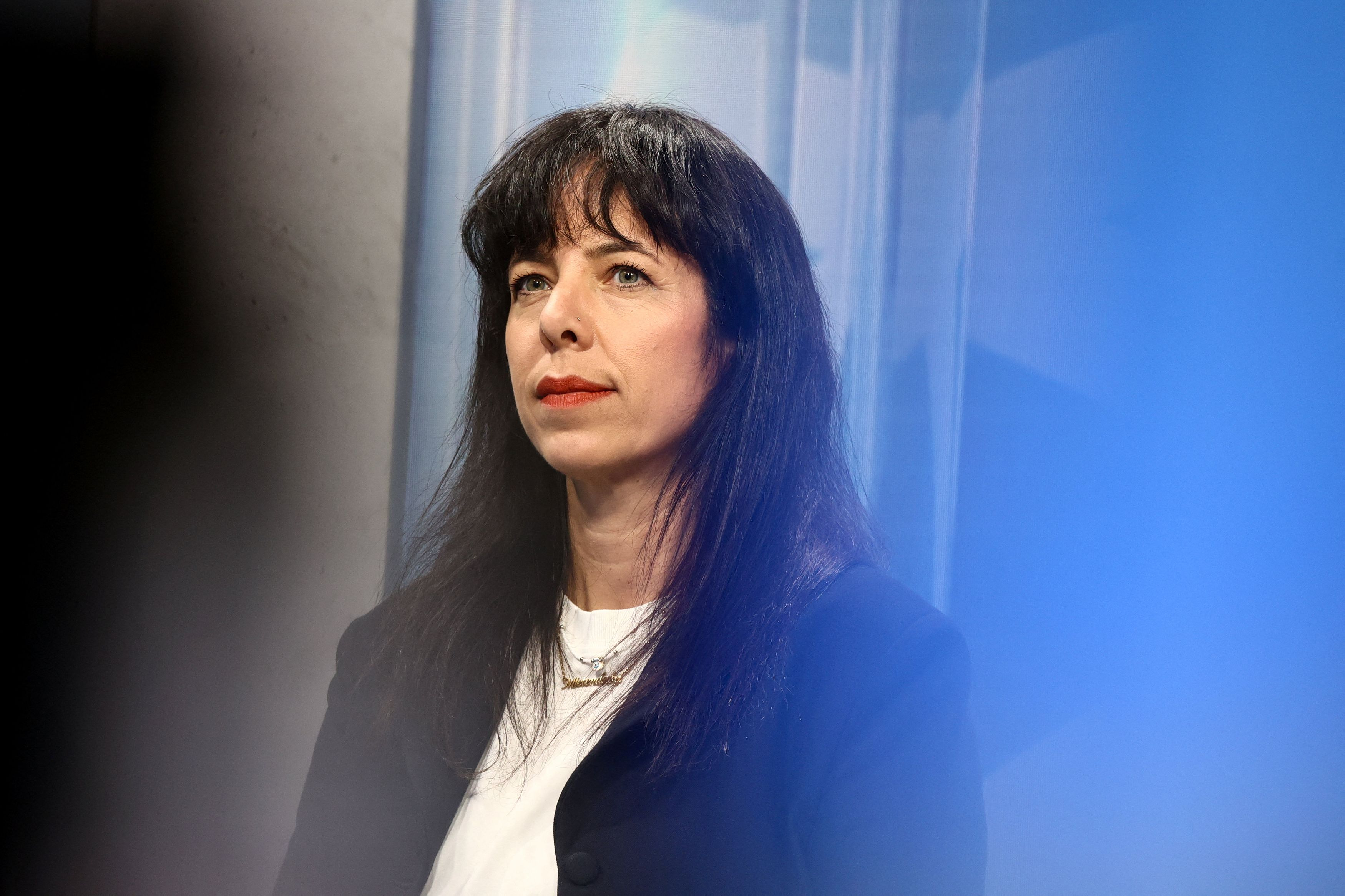 Γερμανία: Η «συνταγή Μαμντάνι» εκτινάσσει το Die Linke – Η Ελίφ Εράλπ προκάλεσε «σεισμό» στο Βερολίνο