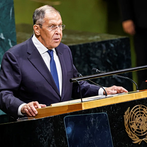 Λαβρόφ: Η Ρωσία θα εξετάσει τη μεταφορά των S-400 από την Τουρκία