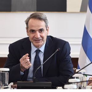 Κουμπαράς για τη Νέα Γενιά:  Επί τάπητος στο αυριανό υπουργικό