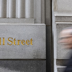 Wall Street: Πιέσεις δέχεται από το πετρέλαιο και ομόλογα