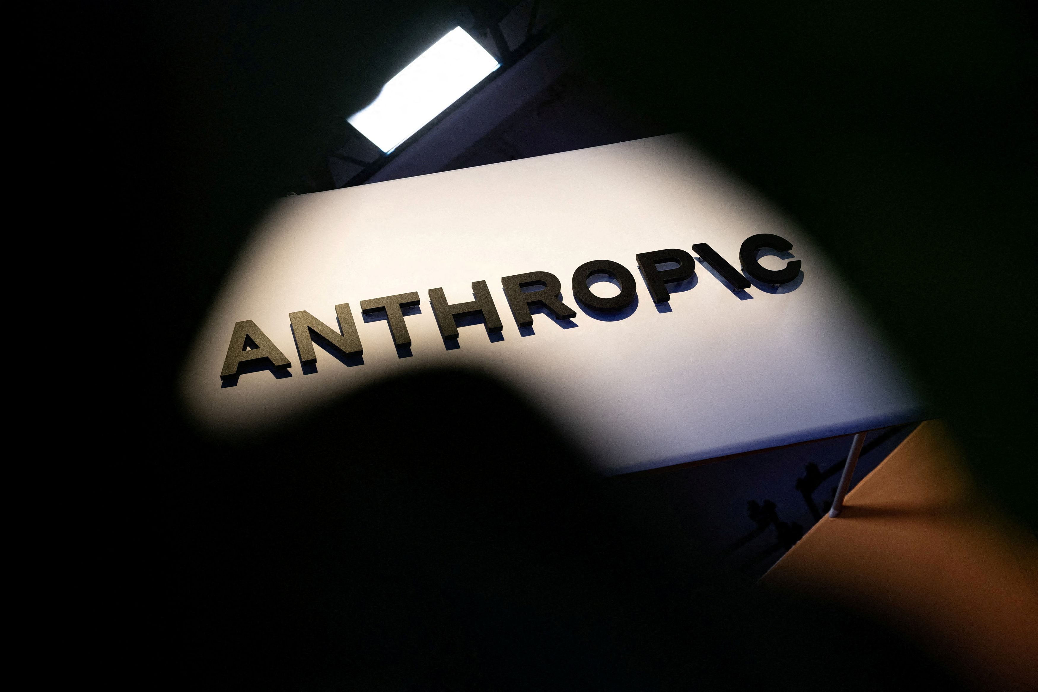 Anthropic – OpenAI: Φθηνότερα μοντέλα εν μέσω κλιμάκωσης του πολέμου τιμών