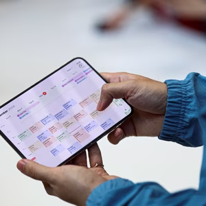 Apple: Παρουσίασε το πρώτο της πτυσσόμενο μοντέλο, το iPhone Duo