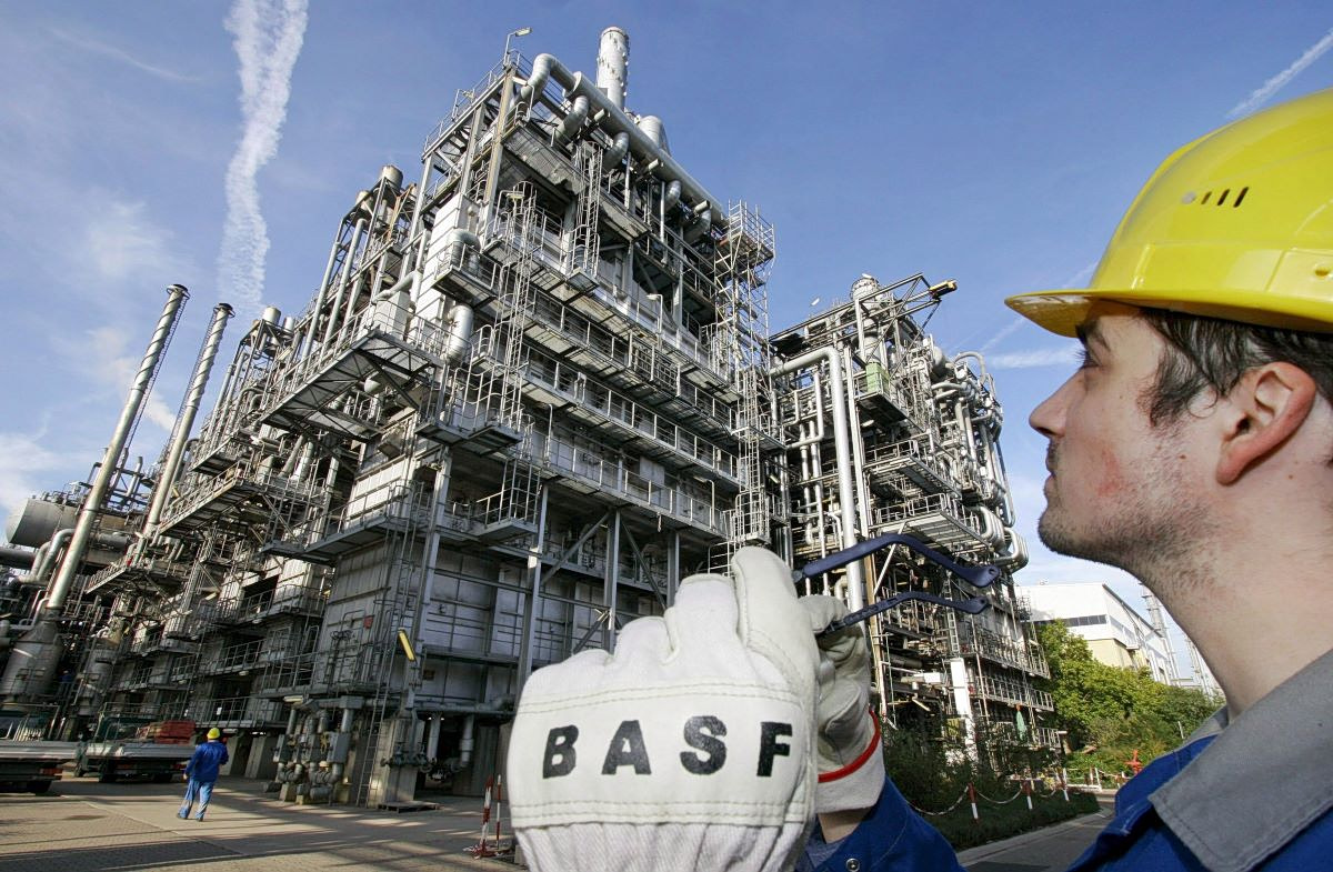 BASF: Πίεση στην Evonik για εξαγορά
