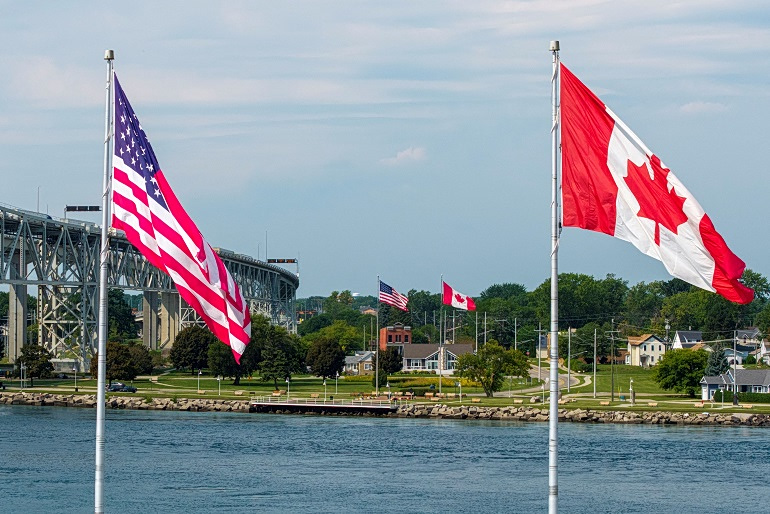 ΚάρνεΪ -CANADA_US