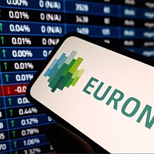 JP Morgan: Πάνω από 1 δισ. οι ροές στις ελληνικές μετοχές λόγω αναβάθμισης στον STOXX