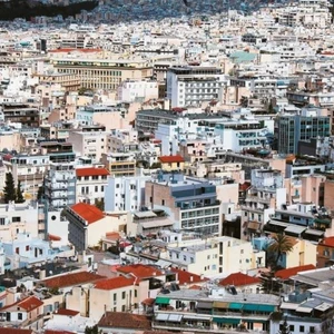 Ακίνητα Δημοσίου: Ποιοι φορείς έχουν τη μεγαλύτερη ακίνητη περιουσία – Τα κενά στους δήμους