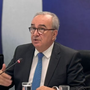 Παπαθανάσης για Moody’s και Scope: Διεθνής αναγνώριση