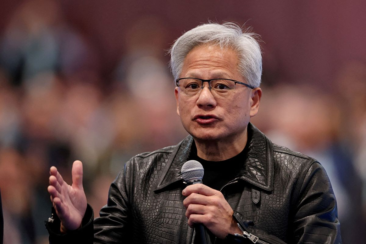 CEO Nvidia: Η Τεχνητή Νοημοσύνη δεν θα καταστρέψει τον κόσμο μέχρι το 2030