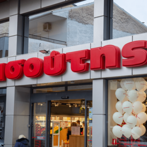 Σούπερ μάρκετ: Μάχη για τα 47 franchise που αποδεσμεύει η Μασούτης