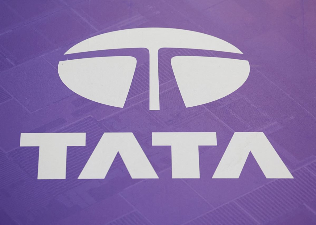 Tata: Σκληρή μάχη για μείνει εκτός χρηματιστηρίου