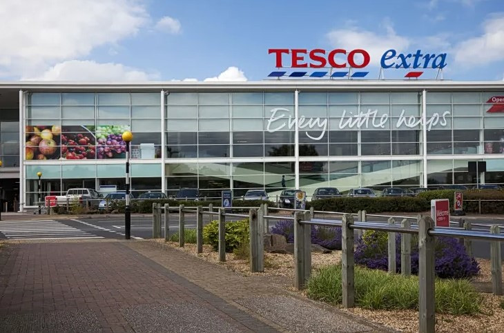 Lidl: Θα «χτυπήσει» την Tesco πριν φύγει από την Ευρώπη