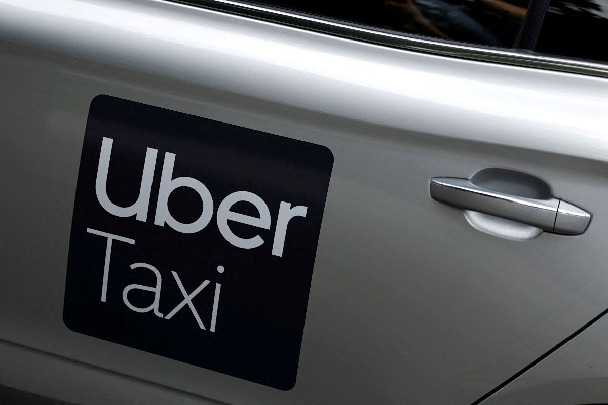 Uber: Απολύει το 10% του εργατικού δυναμικού της