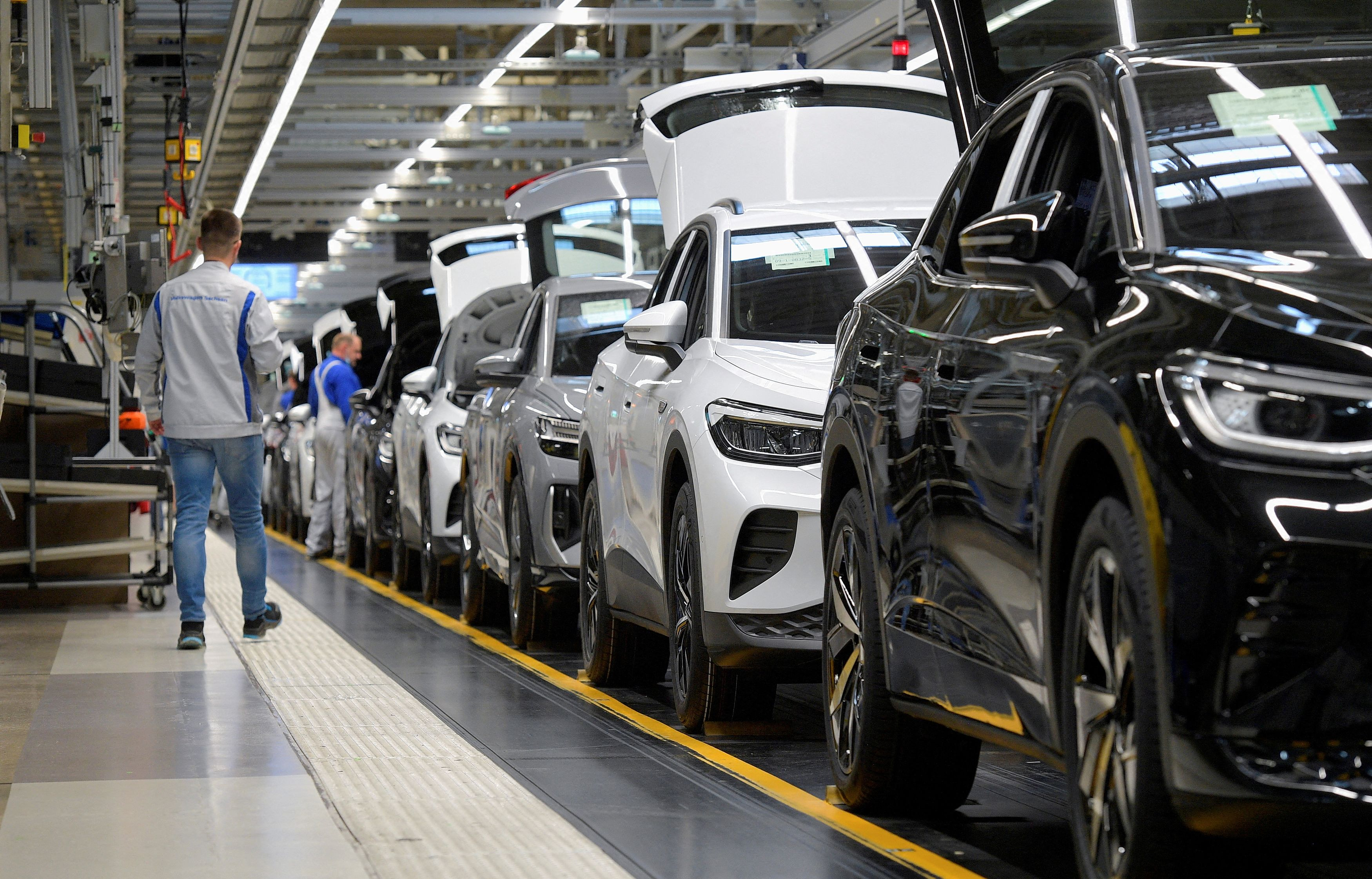 Volkswagen: Στα 16 δισ. ευρώ το κόστος απολύσεων και λουκέτων εργοστασίων