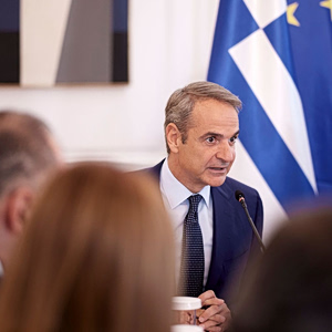 Μέτρα Μητσοτάκη: «Δώρον άδωρον» η ρύθμιση των 120 δόσεων