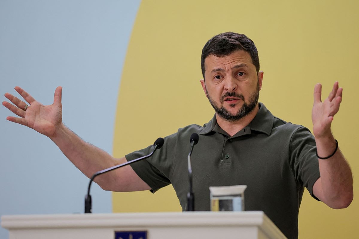 Ζελένσκι: «Αστρονομικό» αμυντικό ελλείμμα 28 δισ. ευρώ – «Ξεμένει» από drones το Κίεβο