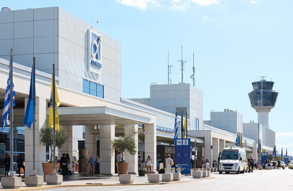 ΔΑΑ: Η διαφοροποίηση στον χάρτη των πτήσεων και η αλλαγή στρατηγικής στις νέες επενδύσεις