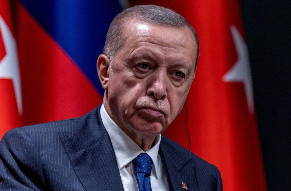 Ερντογάν: Ζητά να εγκαταλείψει η Ελλάδα τη στρατιωτικοποίηση των νησιών