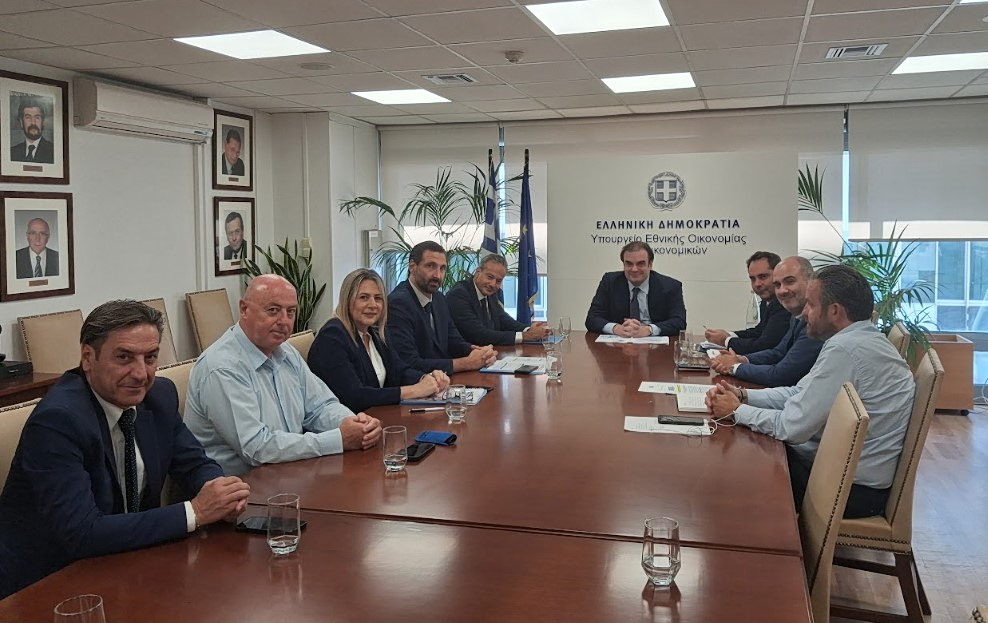 90η ΔΕΘ: Σχέδιο «δράσης για τη στήριξη της μικρομεσαίας επιχειρηματικότητας» κατέθεσε η ΕΣΕΕ στον Πιερρακάκη